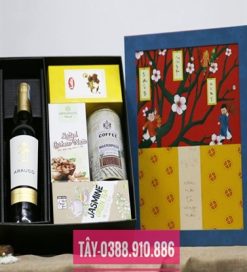 HỘP QUÀ TẾT-M11